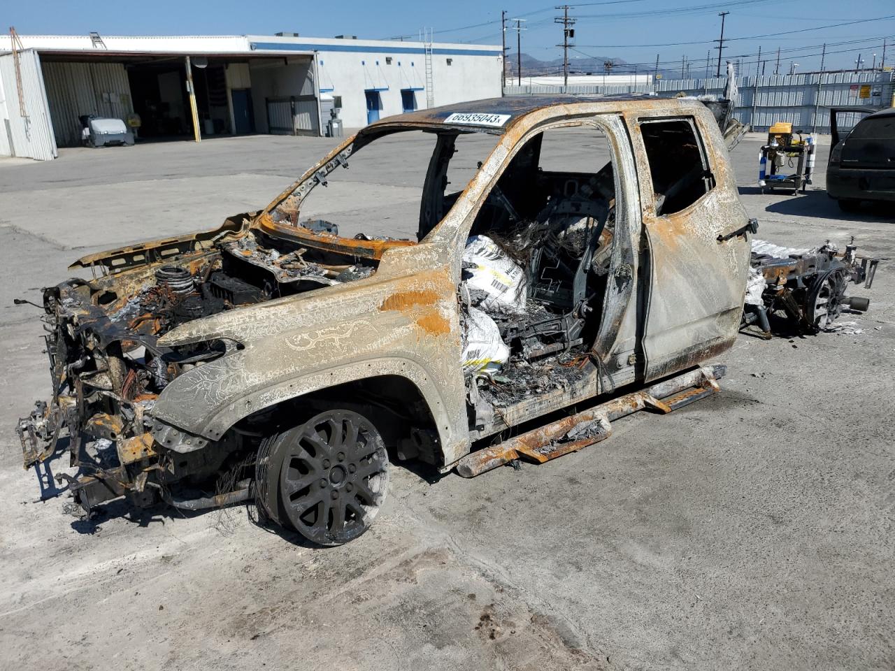 TOYOTA TUNDRA 2023 5tfla5da2px121950