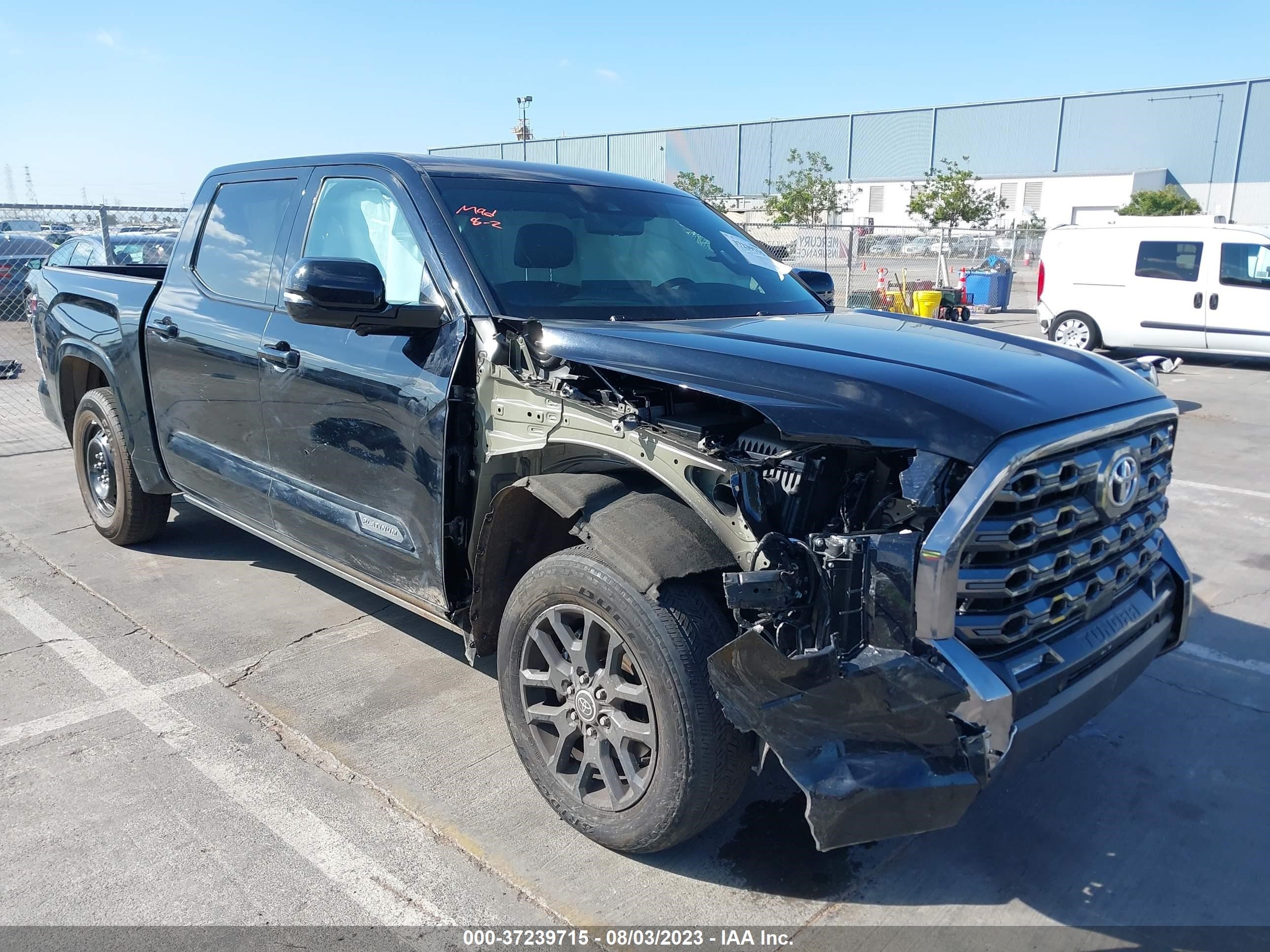 TOYOTA TUNDRA 2023 5tfna5db7px081396