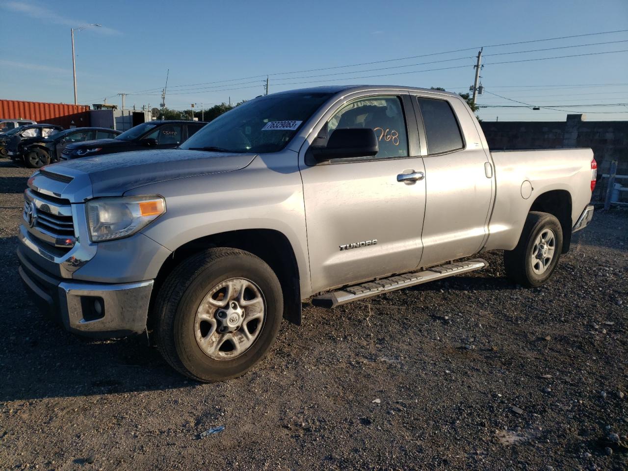 TOYOTA TUNDRA 2017 5tfrm5f11hx119414