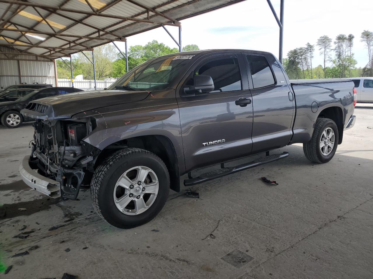 TOYOTA TUNDRA 2017 5tfrm5f12hx114366