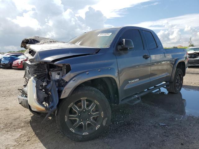 TOYOTA TUNDRA 2017 5tfrm5f17hx112399