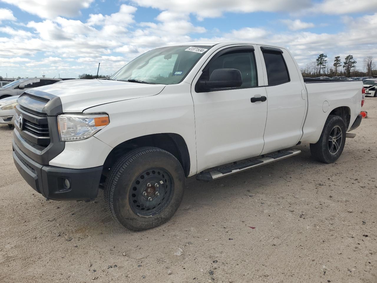 TOYOTA TUNDRA 2017 5tfrm5f19hx117992