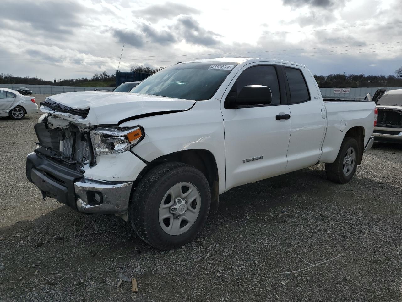 TOYOTA TUNDRA 2017 5tfrm5f19hx119919