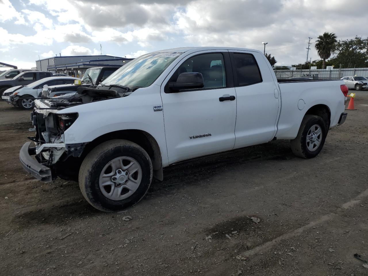 TOYOTA TUNDRA 2008 5tfrt54148x022651