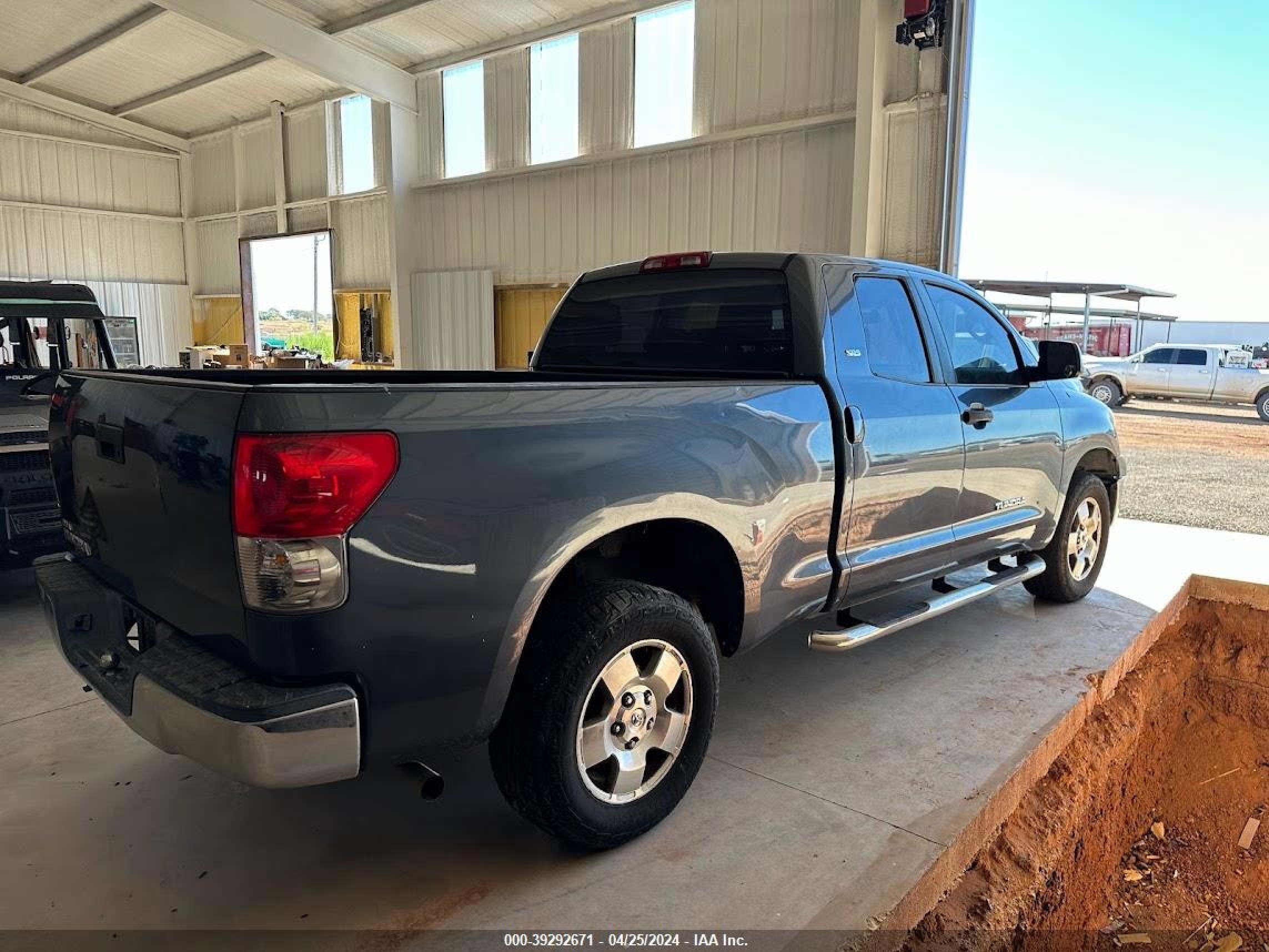 TOYOTA TUNDRA 2008 5tfru54148x014269