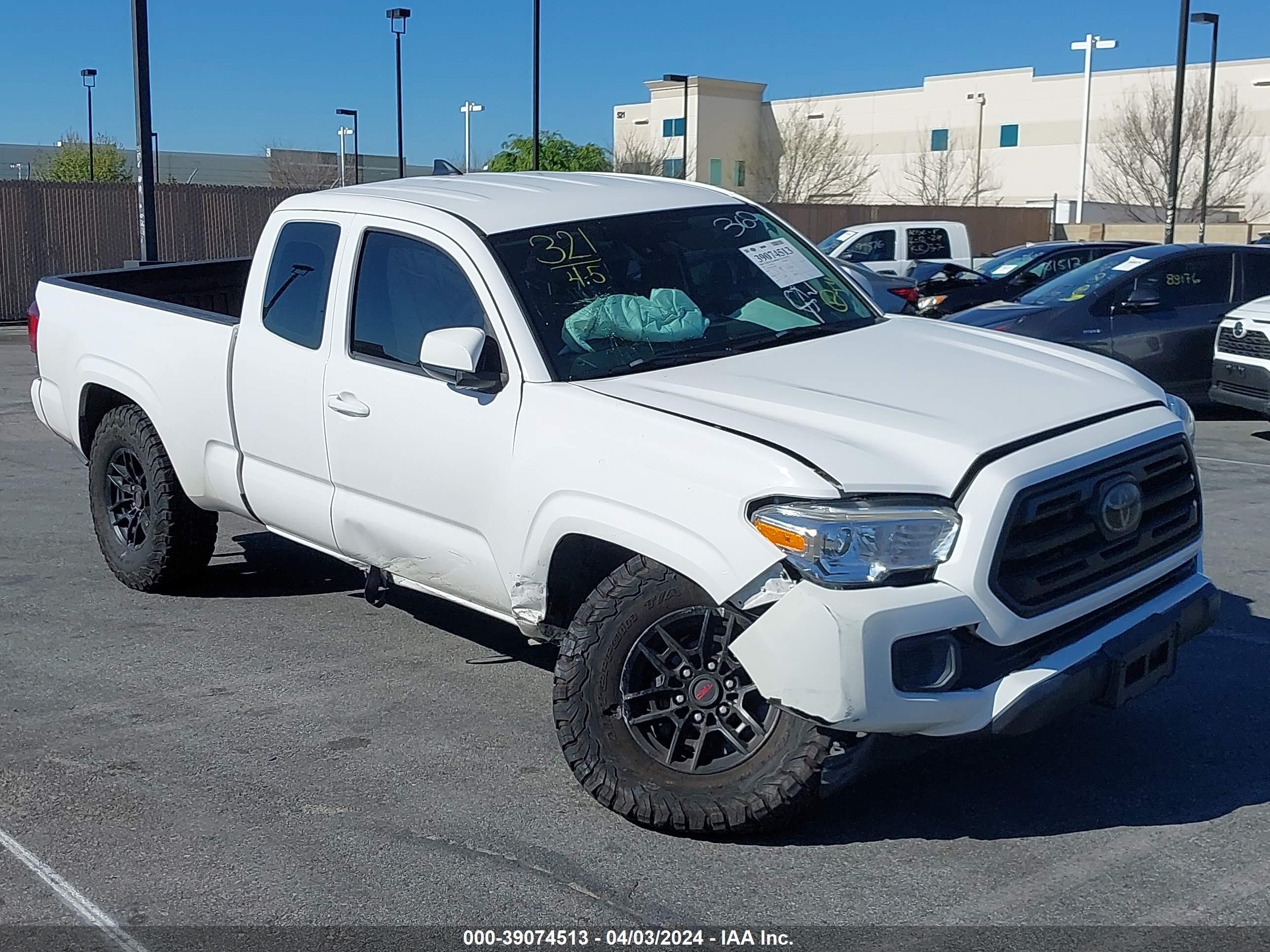 TOYOTA TACOMA 2018 5tfrx5gn0jx104420