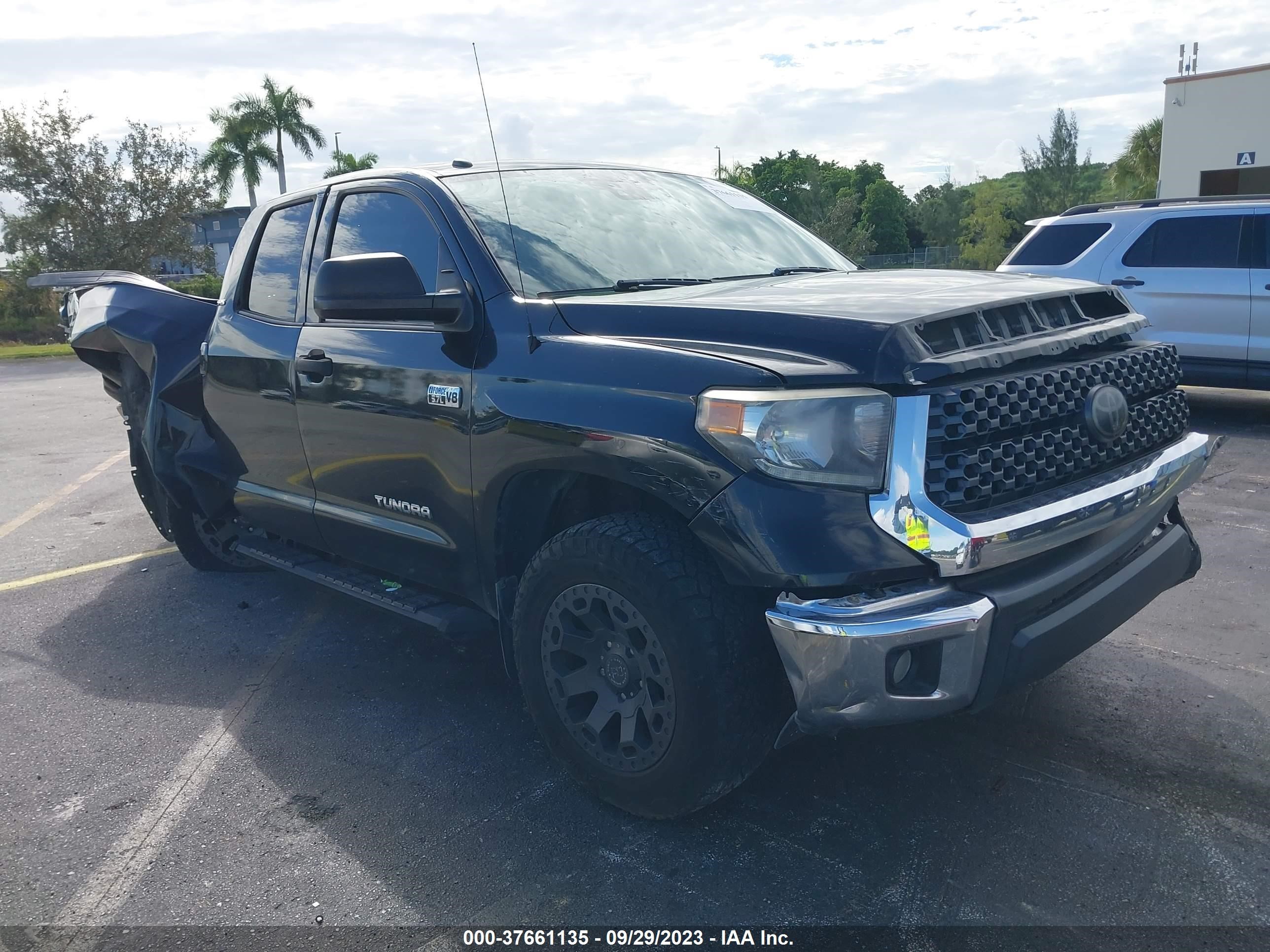 TOYOTA TUNDRA 2018 5tfry5f13jx236521