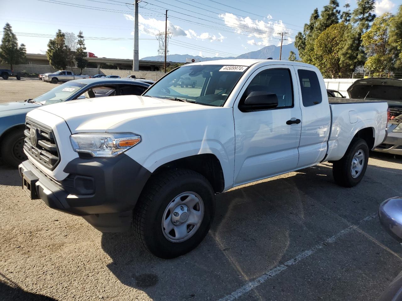 TOYOTA TACOMA 2018 5tfsx5en0jx058639