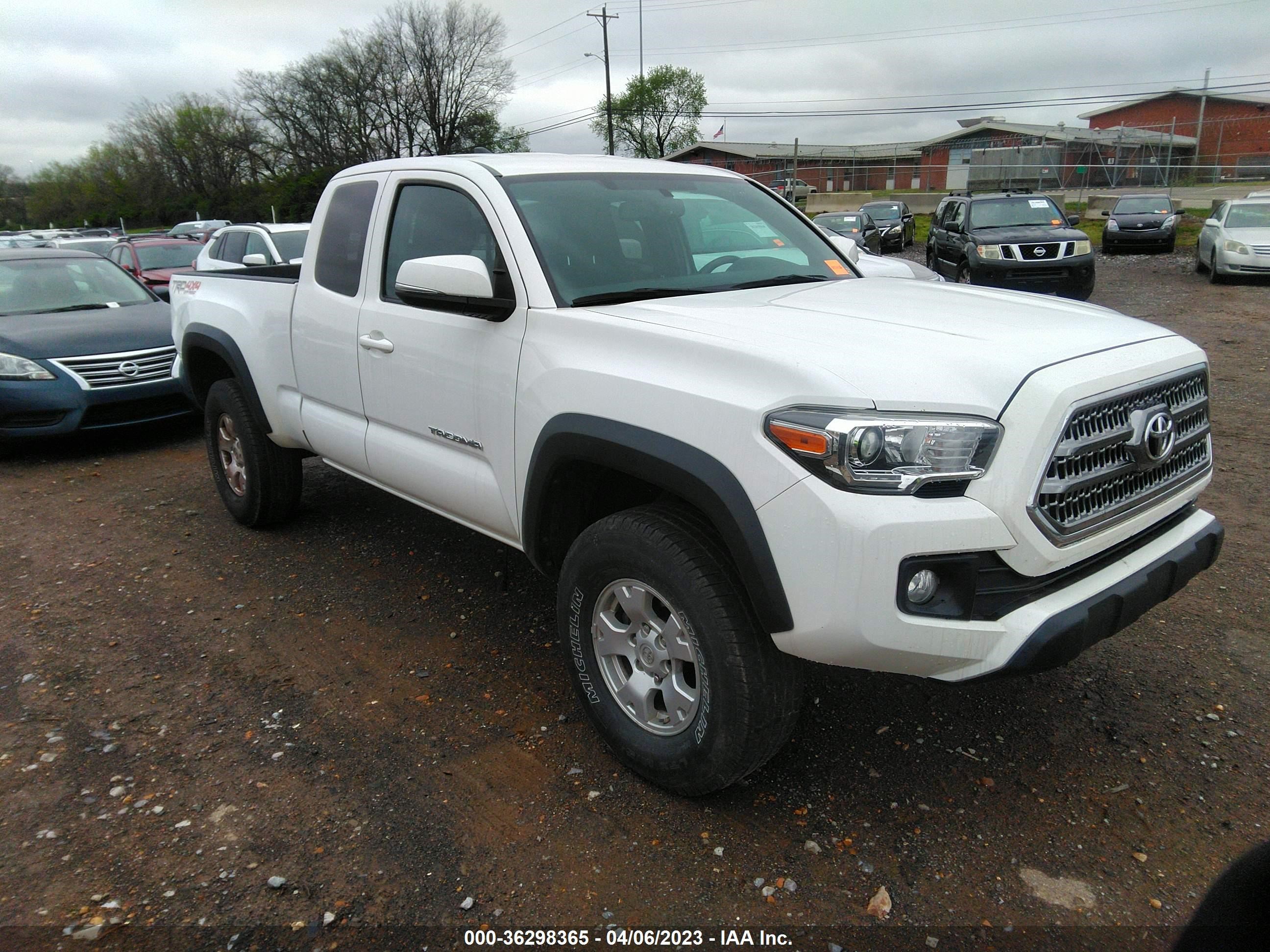 TOYOTA TACOMA 2016 5tfsz5an5gx010577