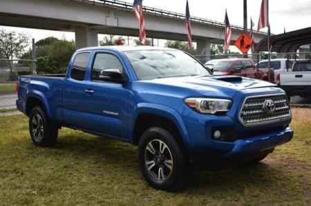 TOYOTA TACOMA ACC 2017 5tfsz5anxhx076236