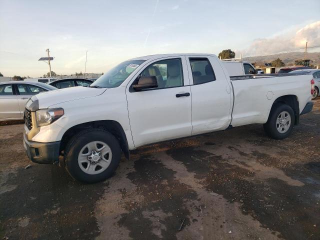 TOYOTA TUNDRA 2018 5tfty5f18jx009945