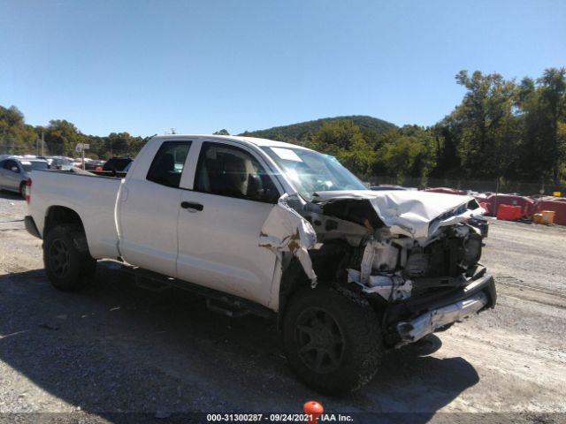 TOYOTA TUNDRA 4WD 2017 5tfum5f10hx073228