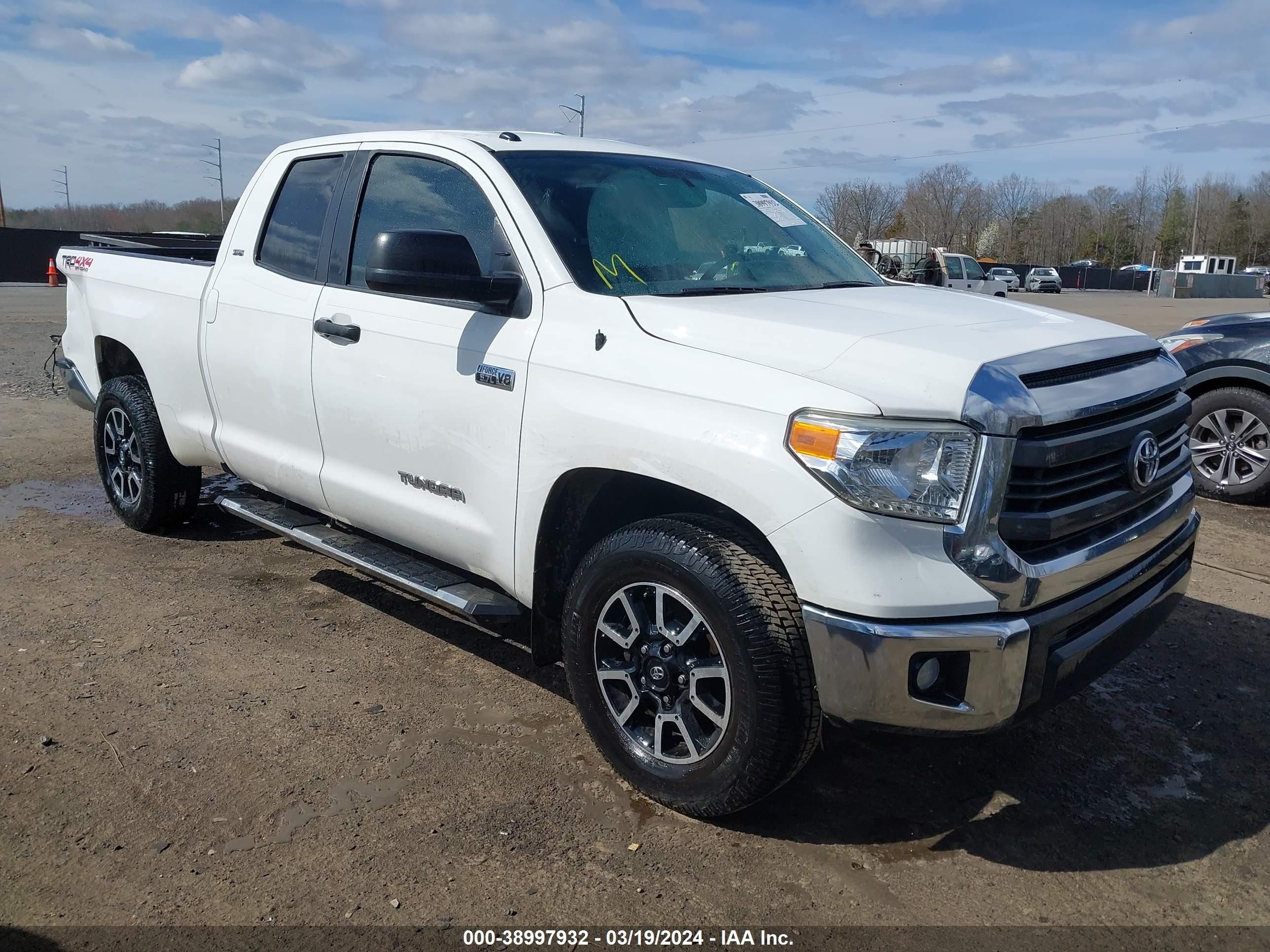 TOYOTA TUNDRA 2015 5tfuw5f10fx453077