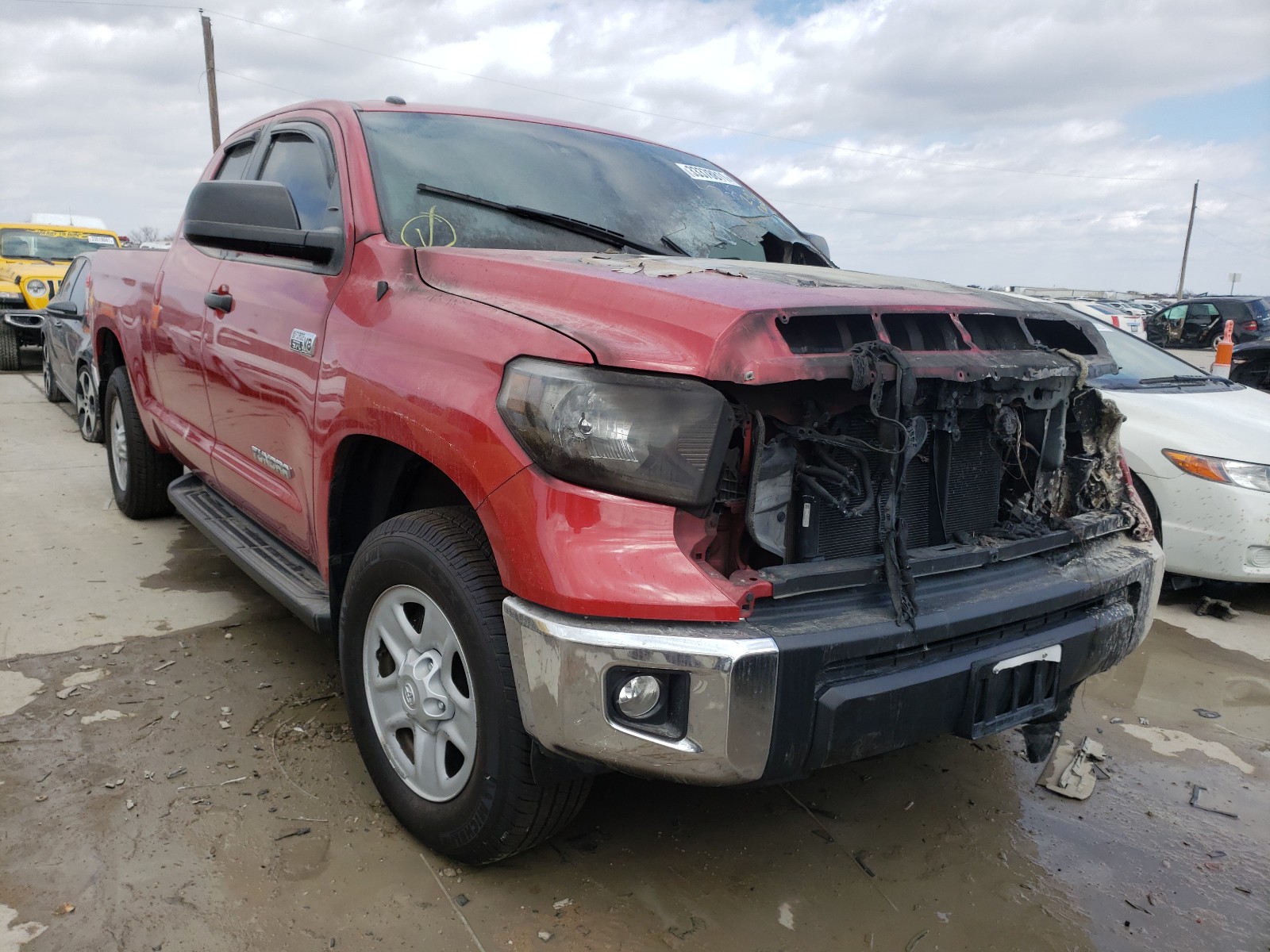 TOYOTA TUNDRA DOU 2018 5tfuw5f17jx689217