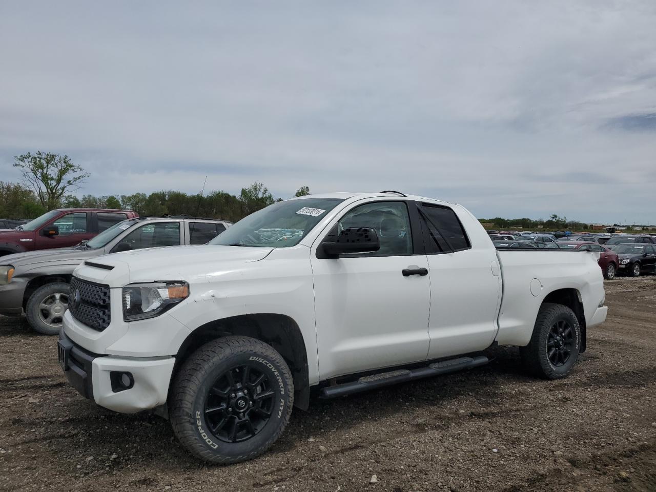 TOYOTA TUNDRA 2019 5tfuw5f17kx841255