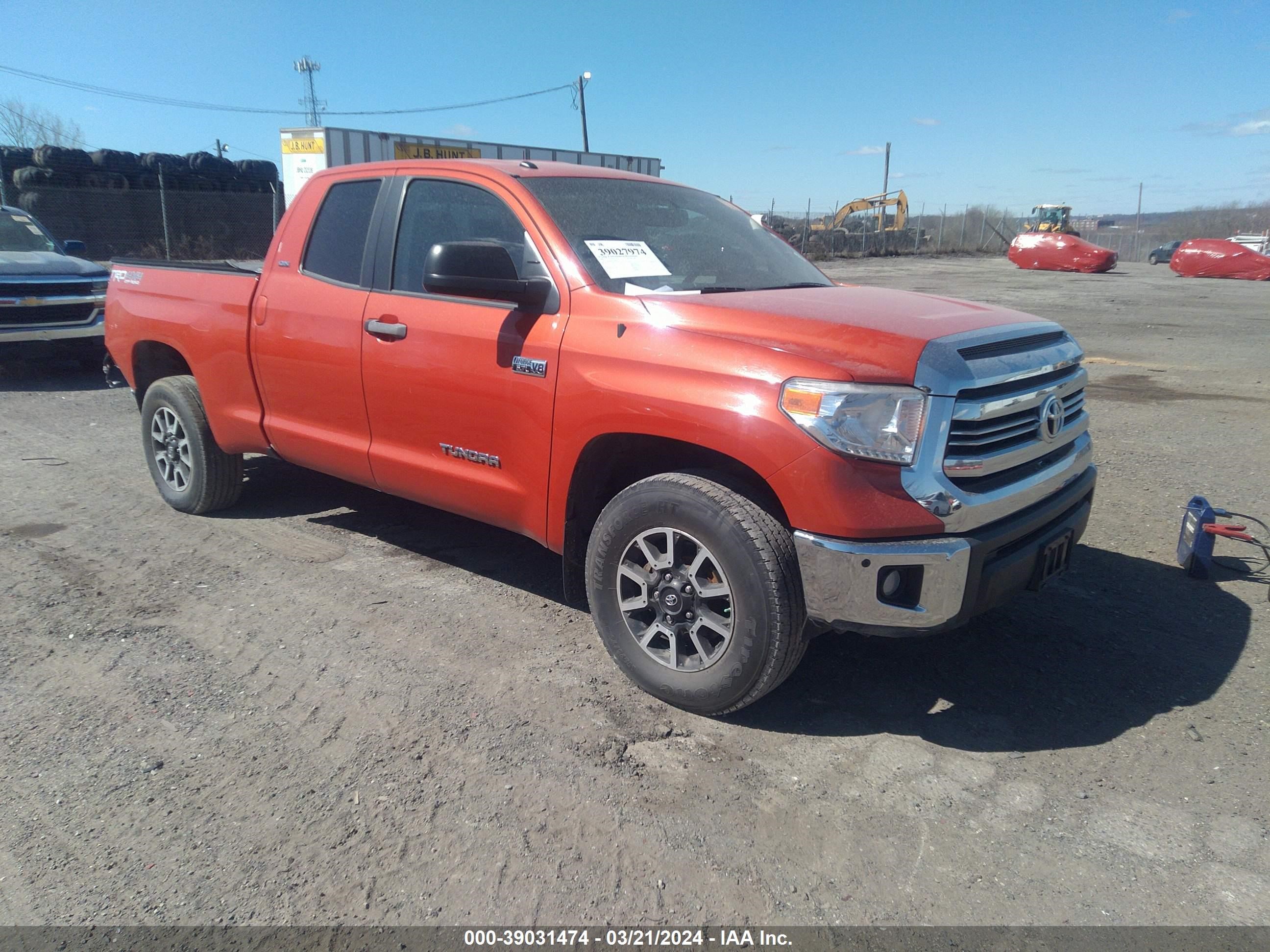 TOYOTA TUNDRA 2016 5tfuy5f13gx571099