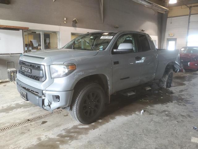 TOYOTA TUNDRA 2017 5tfuy5f14hx615774