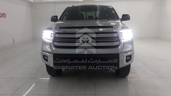 TOYOTA TUNDRA 2016 5tfuy5f17gx502495