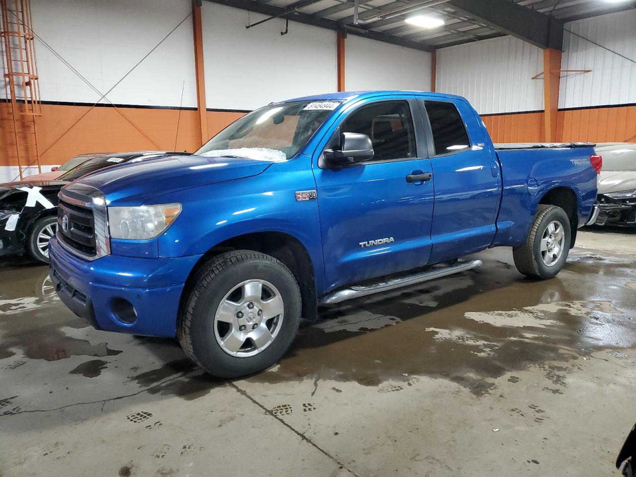 TOYOTA TUNDRA 2010 5tfuy5f18ax149370