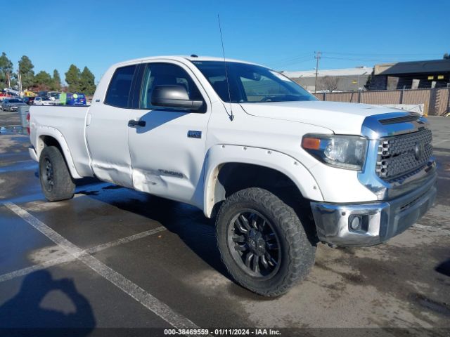 TOYOTA TUNDRA 2018 5tfuy5f18jx690712