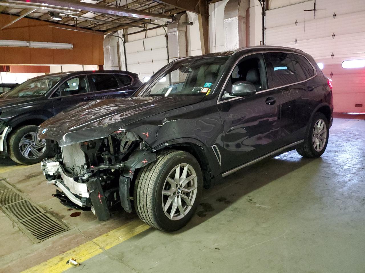 BMW X5 2023 5uxcr6c08p9p36643