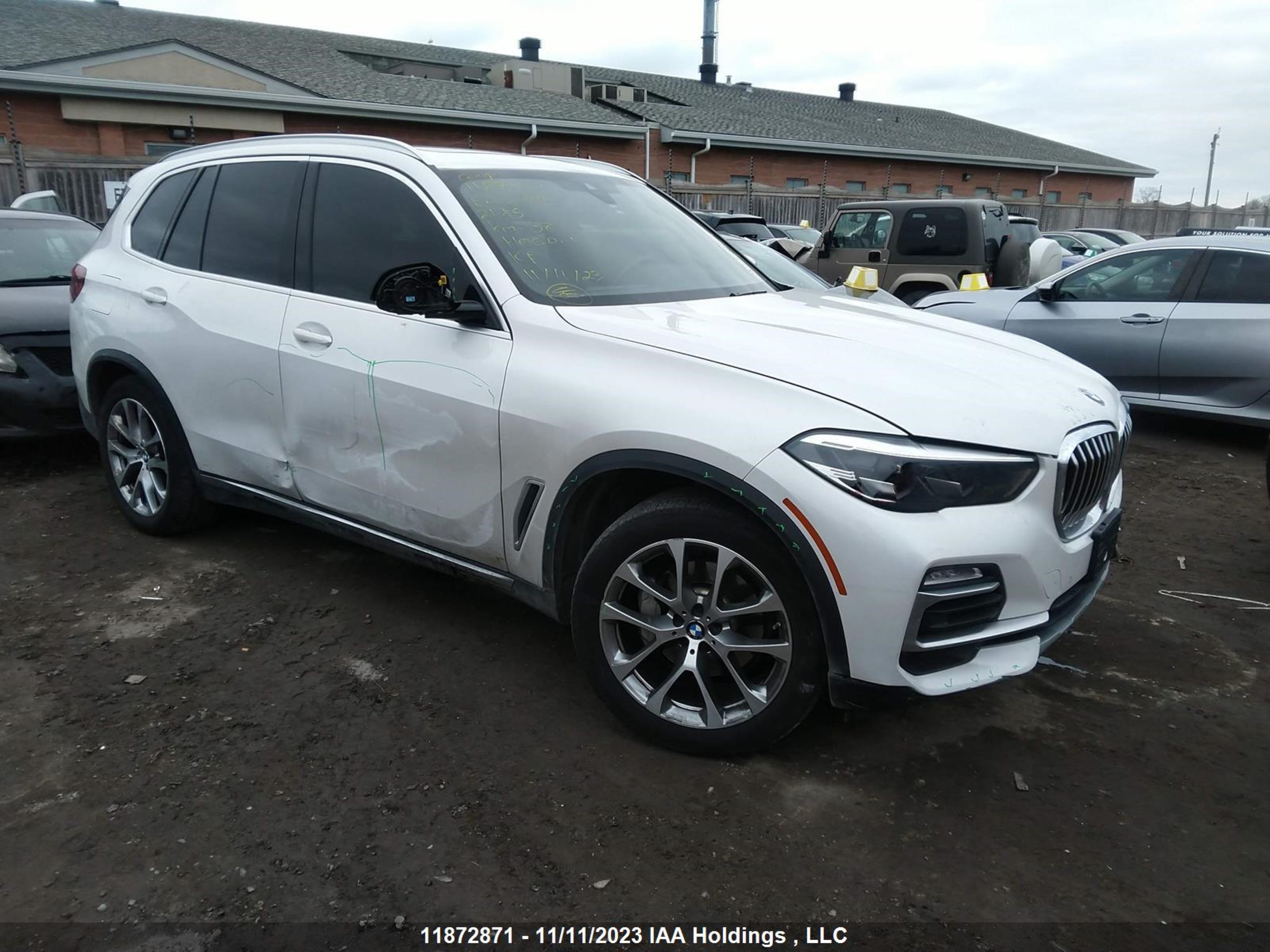 BMW X5 2021 5uxcr6c09m9e03026