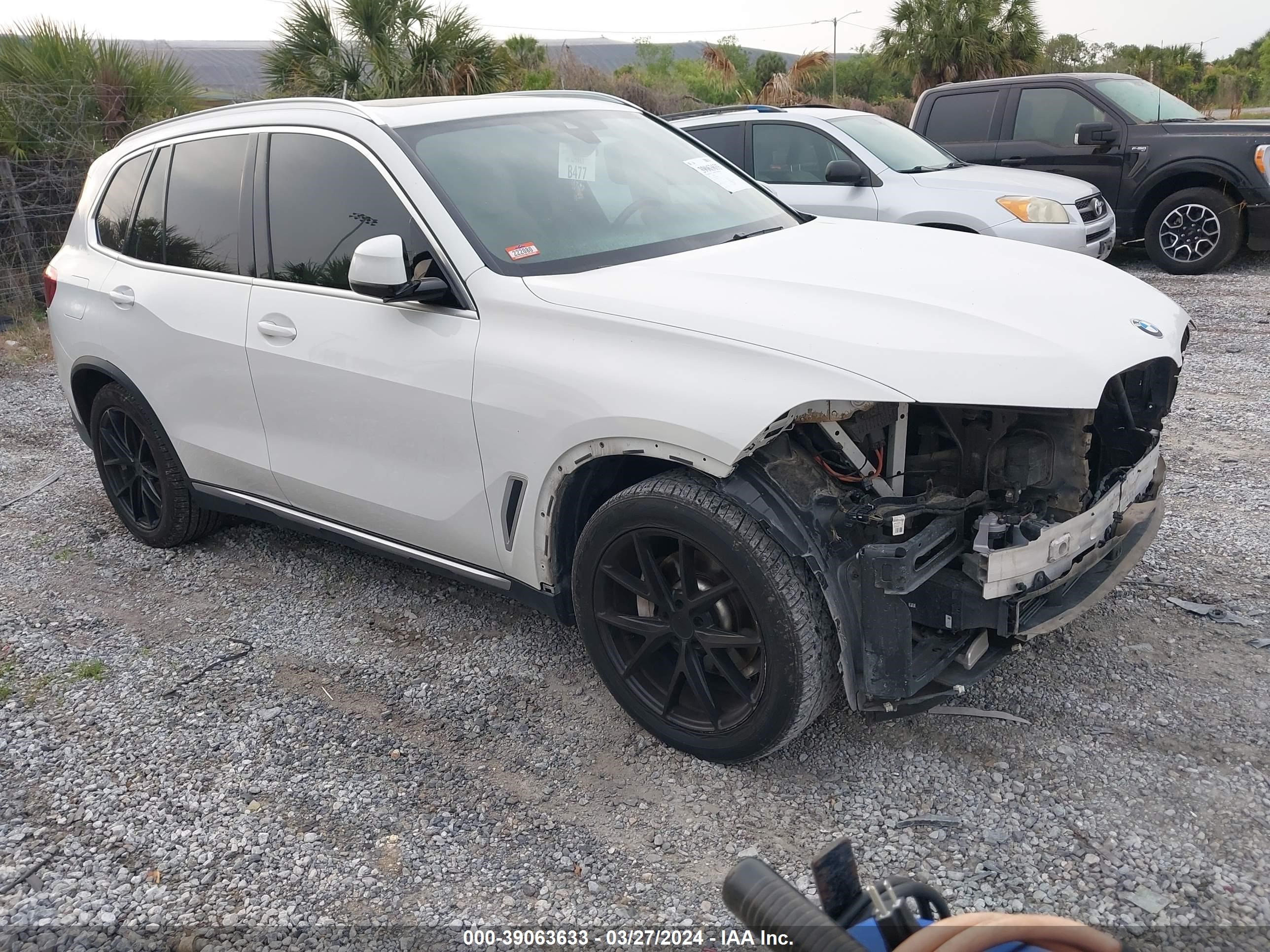 BMW X5 2019 5uxcr6c52kll64840