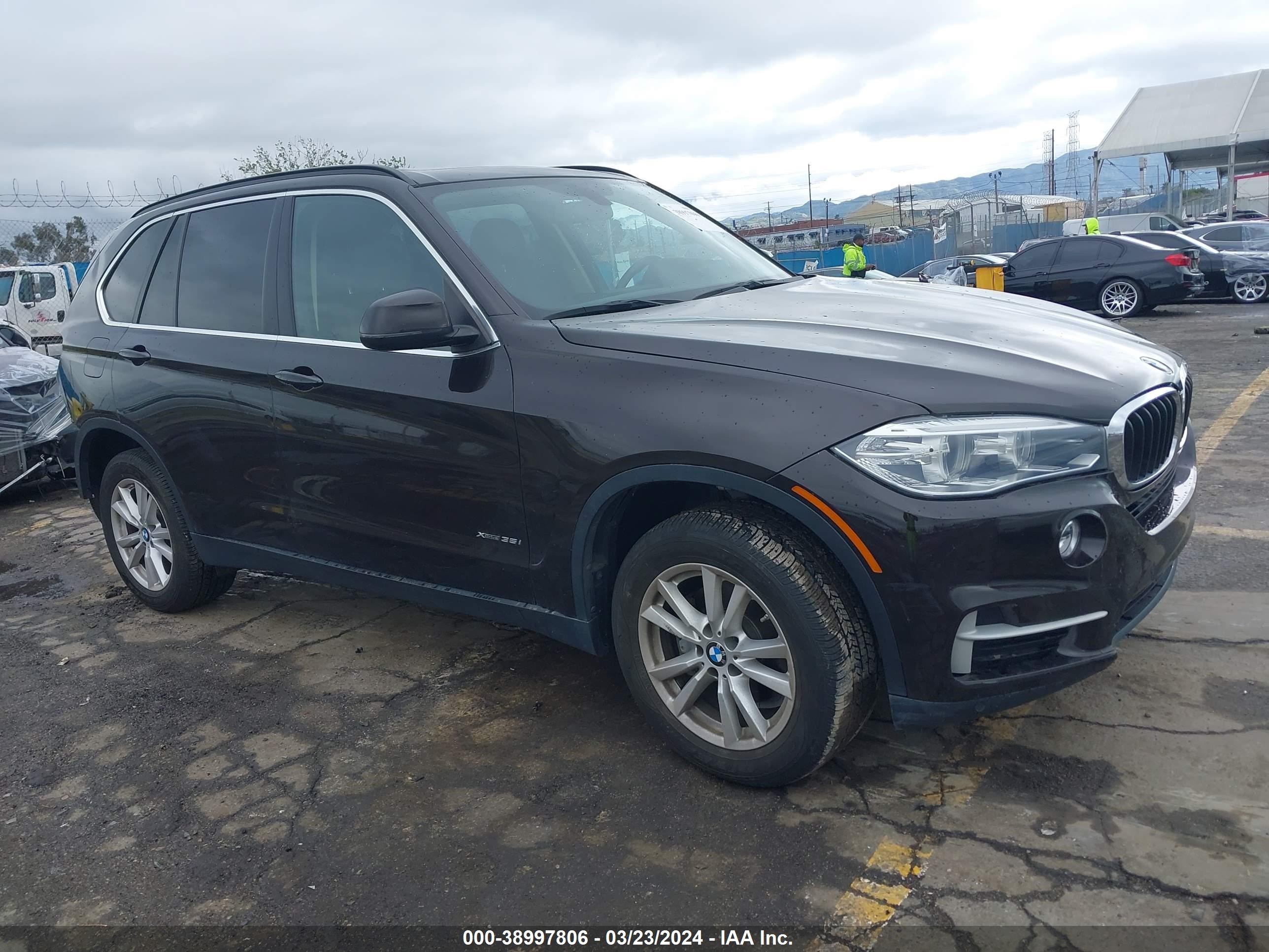 BMW X5 2015 5uxkr0c56f0k55782