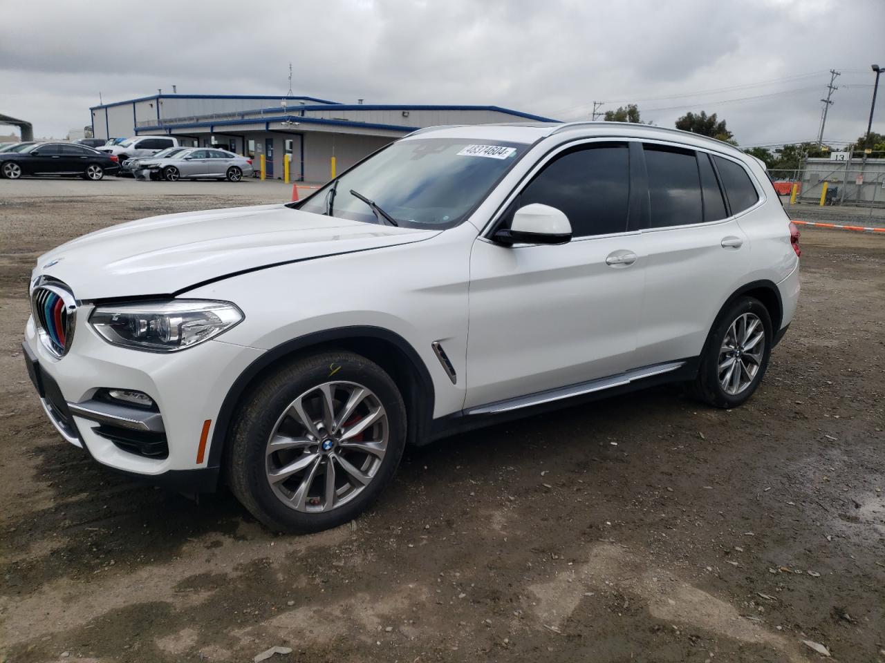 BMW X3 2018 5uxtr9c52jld70141