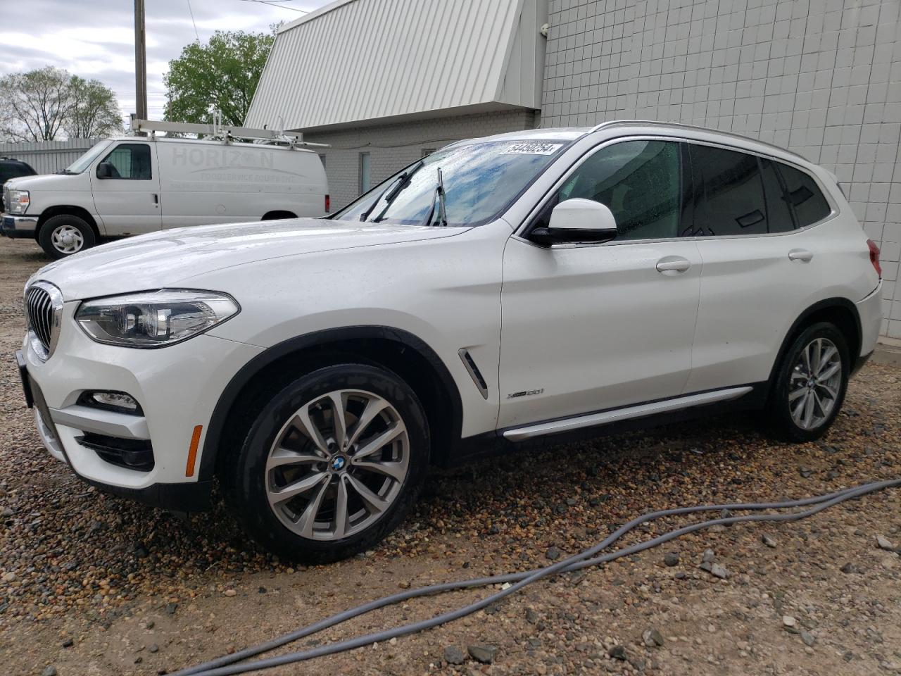 BMW X3 2018 5uxtr9c57jld63721