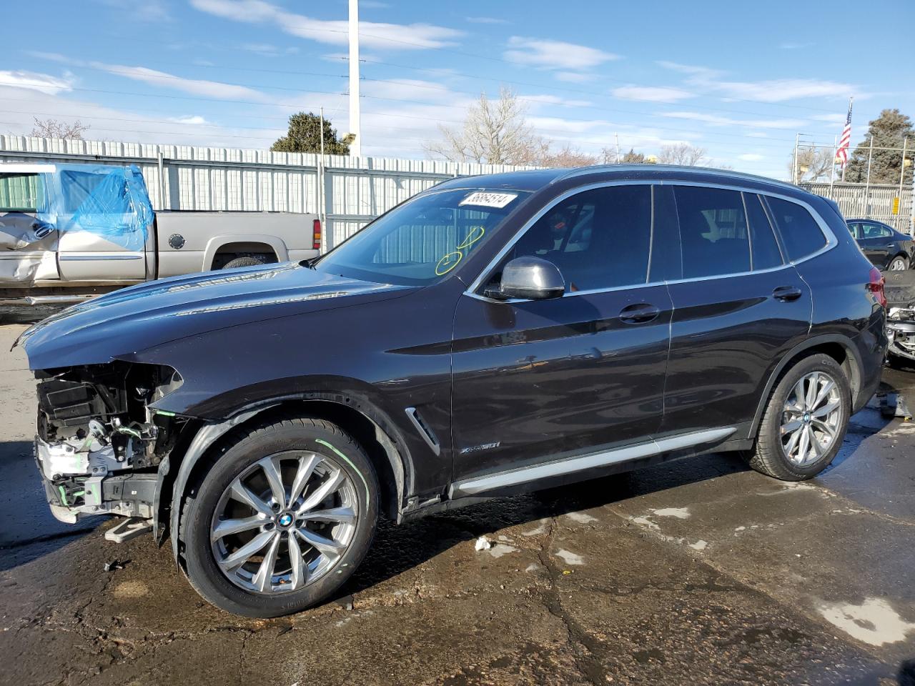 BMW X3 2018 5uxtr9c58jld62447