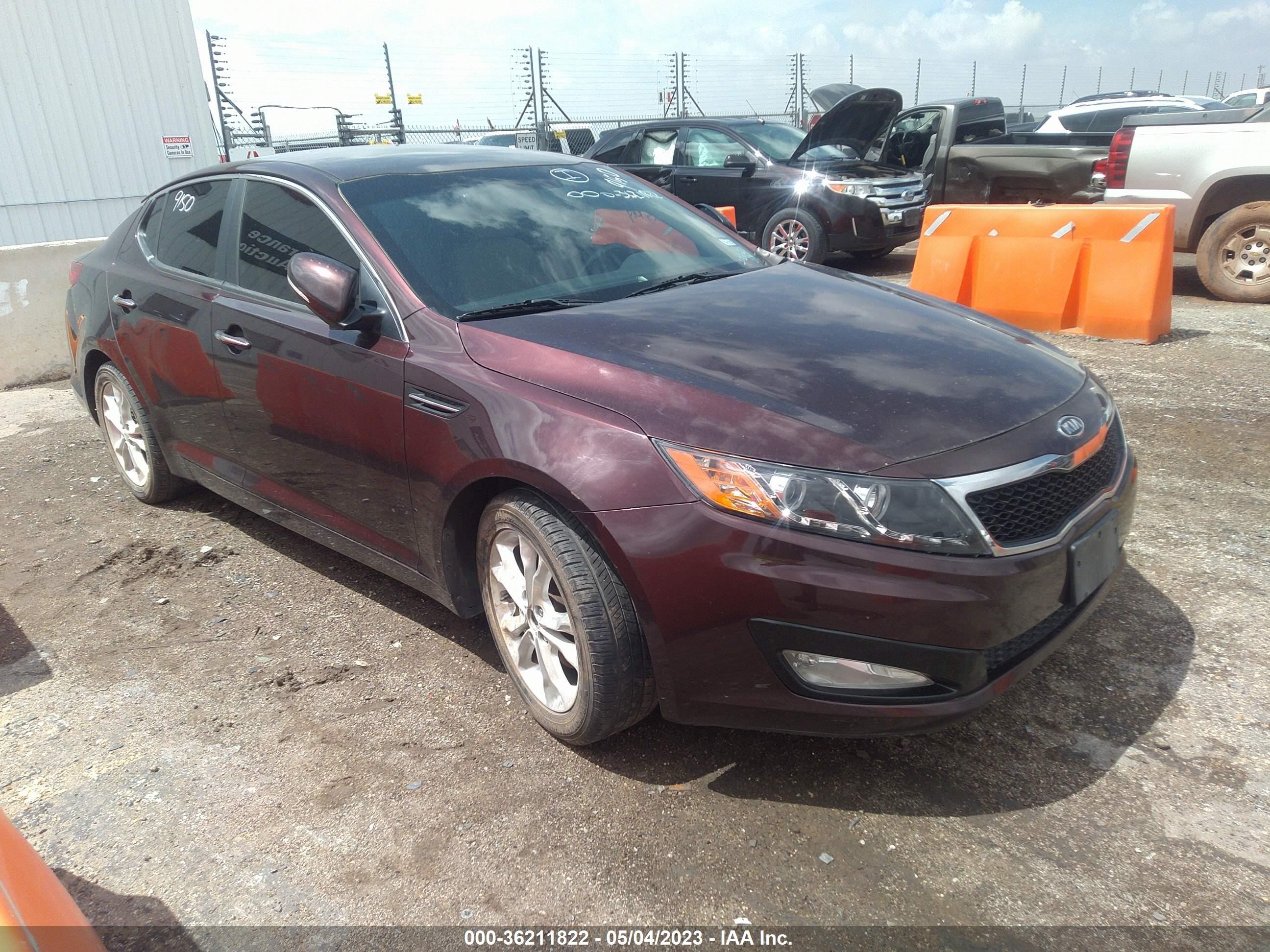 KIA OPTIMA 2012 5xxgm4a71cg019150