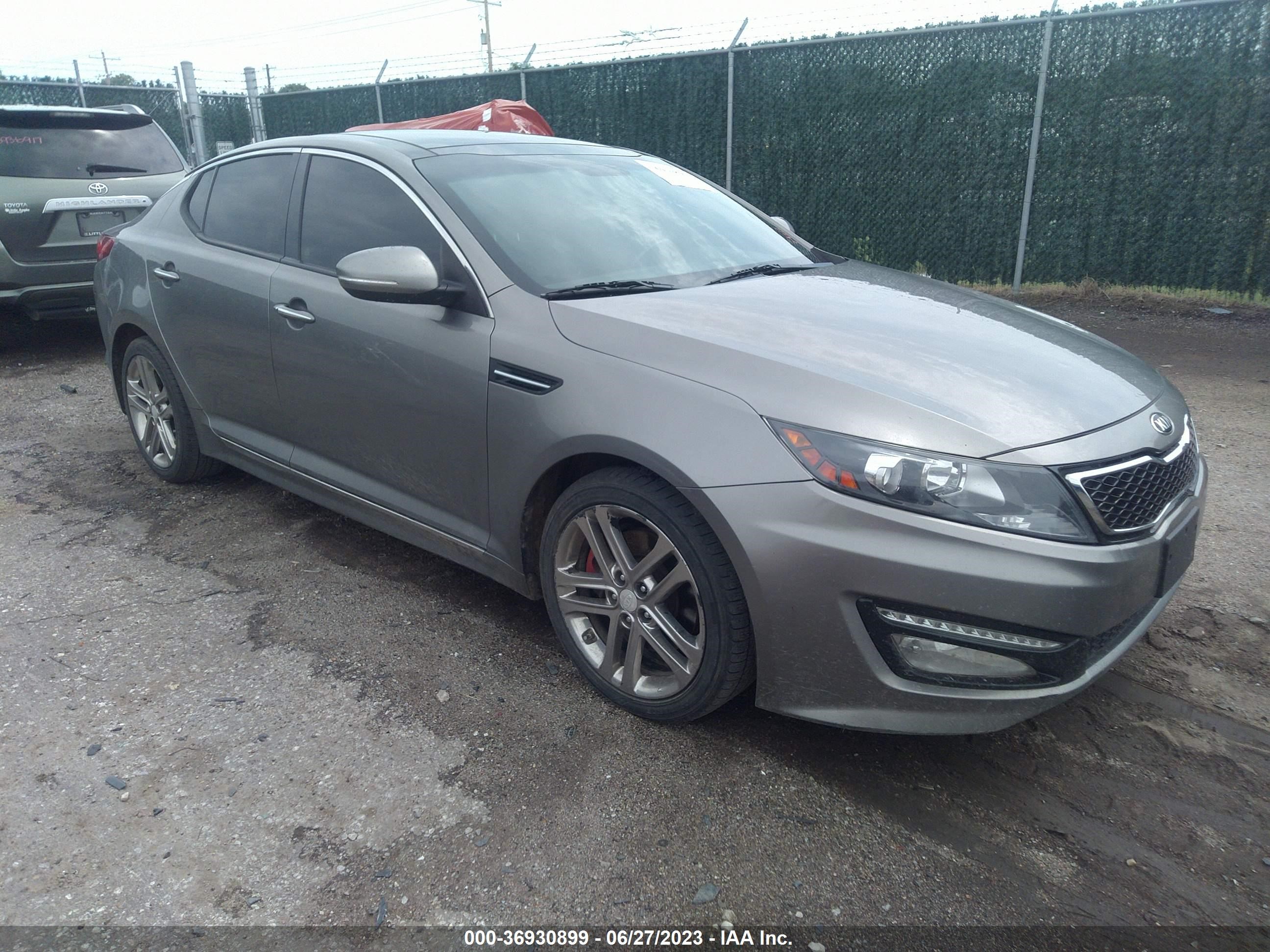 KIA OPTIMA 2013 5xxgr4a60dg158826