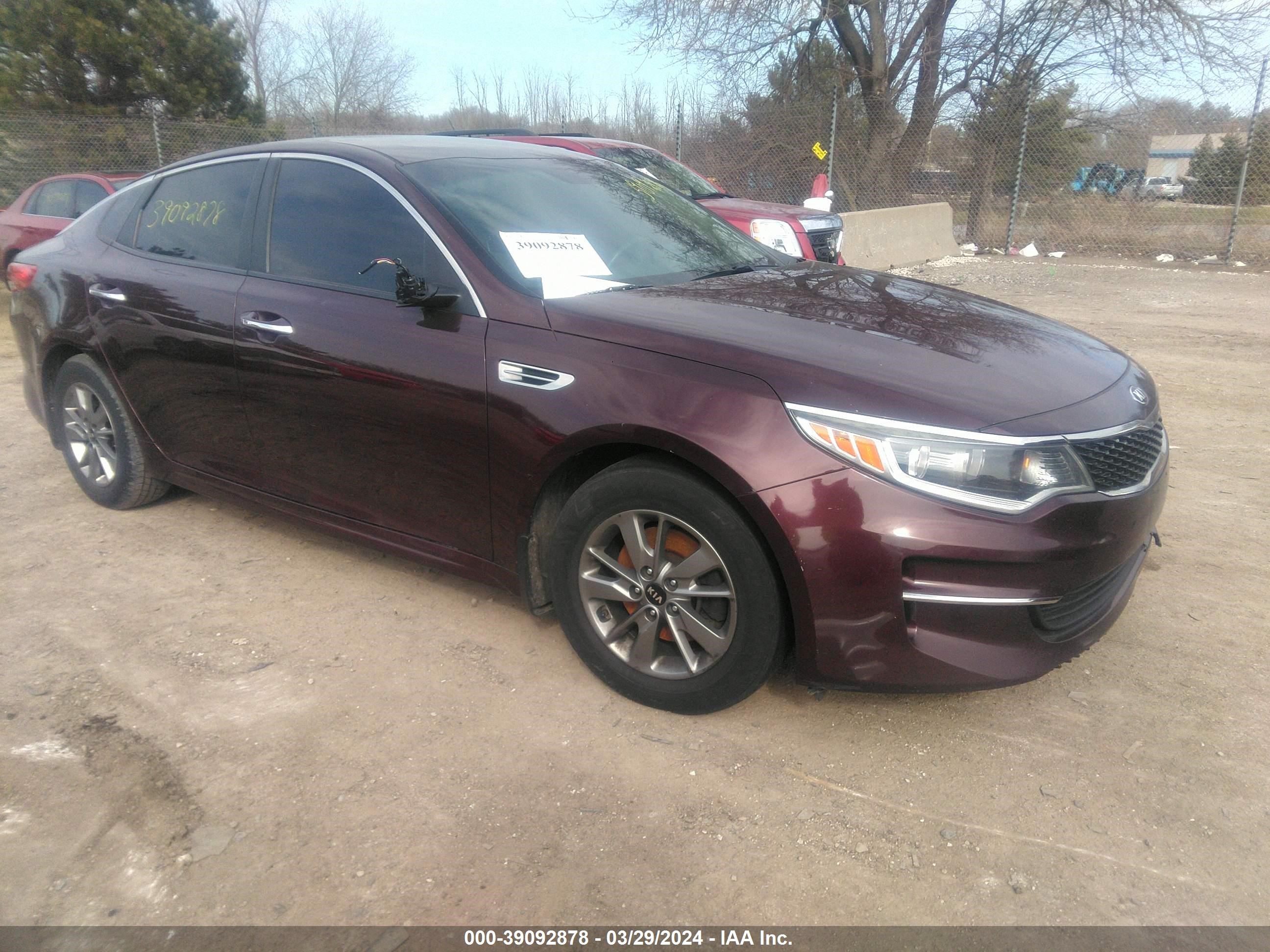 KIA OPTIMA 2016 5xxgt4l14gg066240