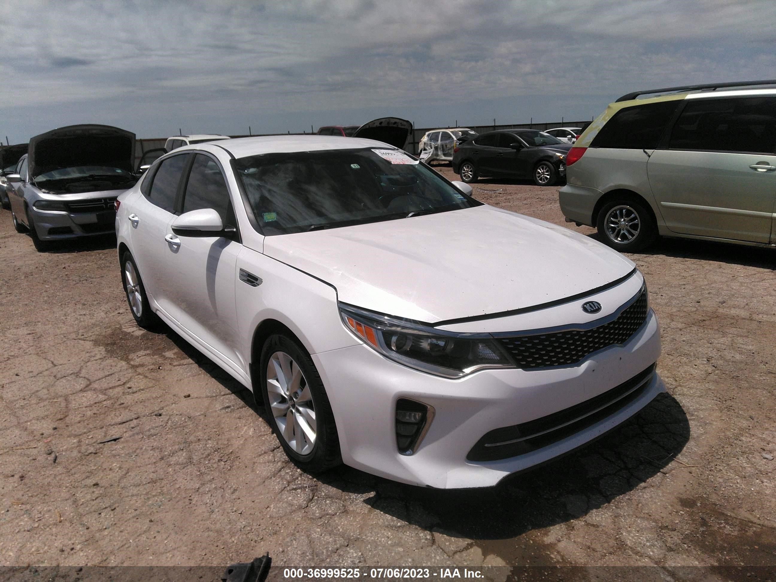 KIA OPTIMA 2018 5xxgt4l30jg212724