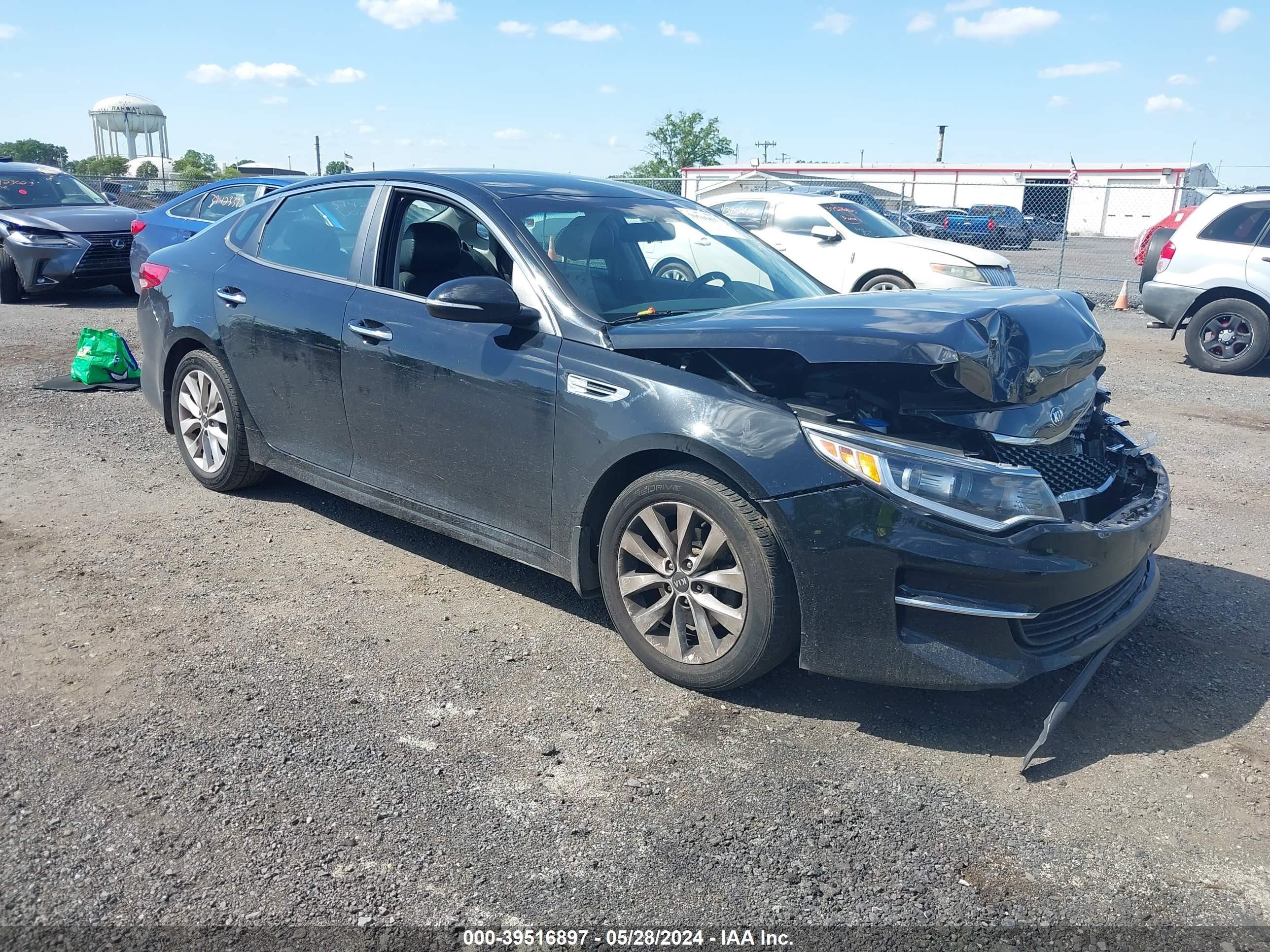 KIA OPTIMA 2018 5xxgt4l30jg270509