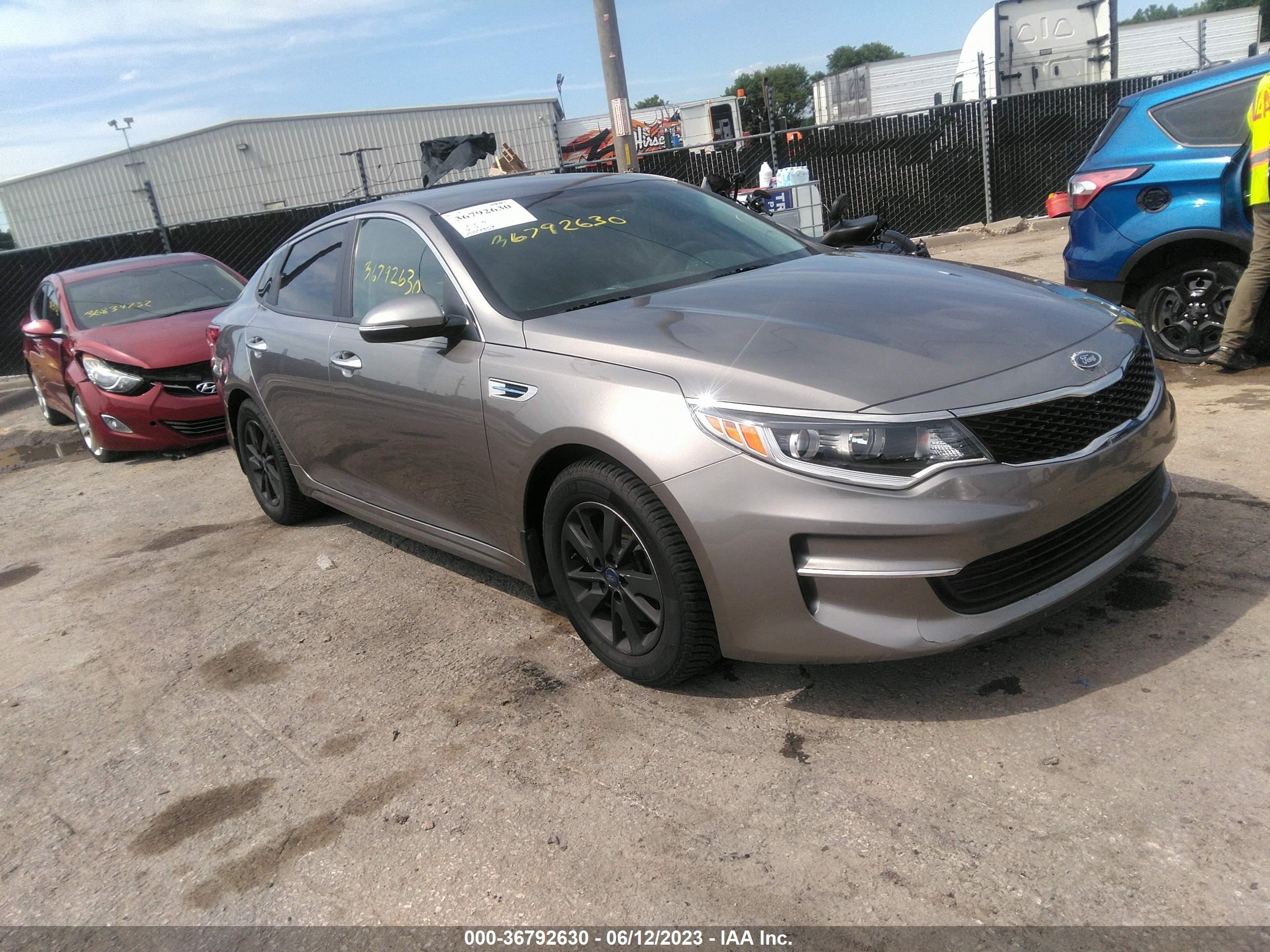 KIA OPTIMA 2016 5xxgt4l31gg014629