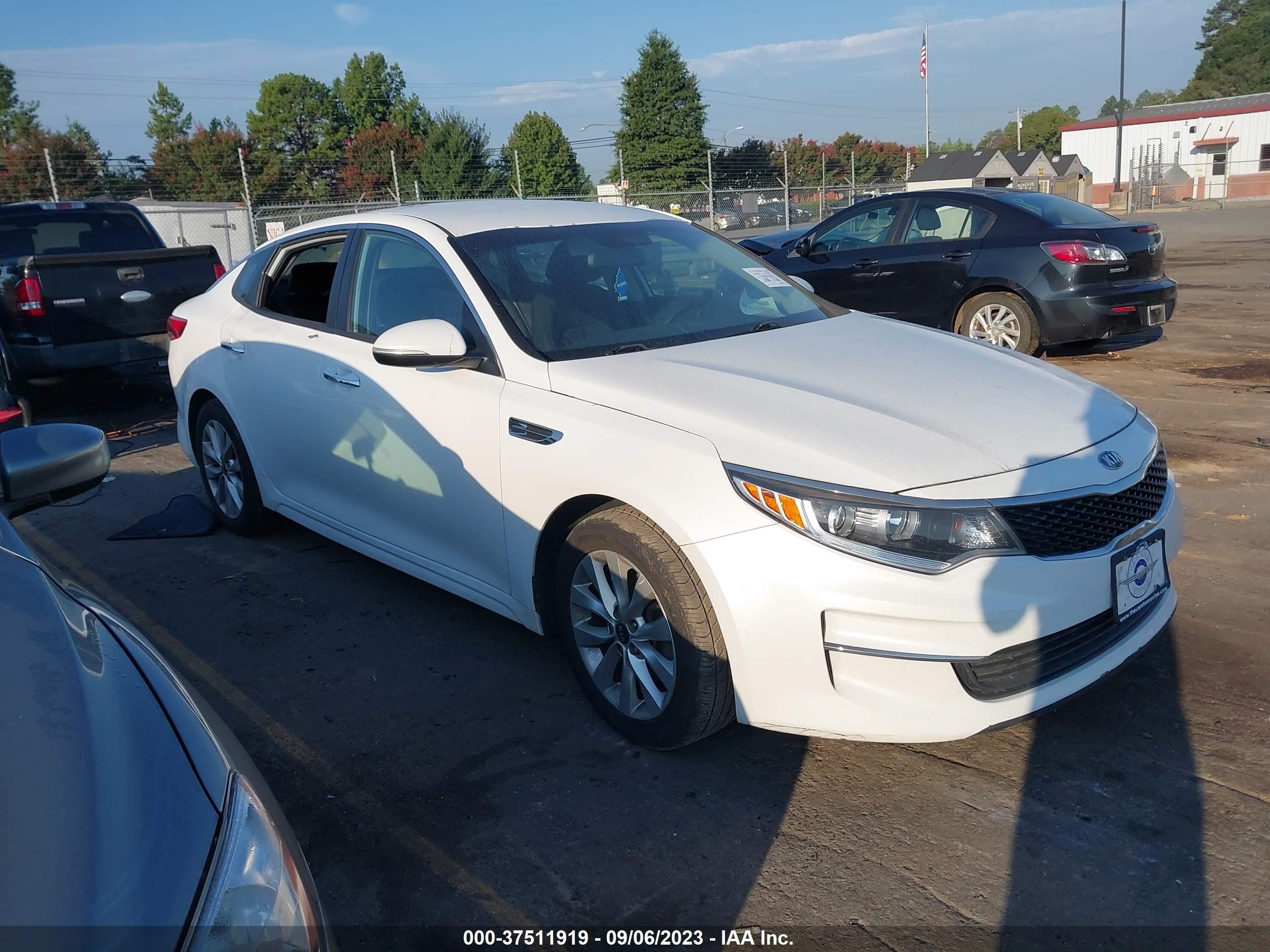 KIA OPTIMA 2017 5xxgt4l31hg162507