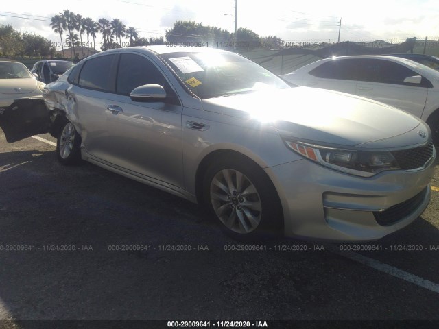 KIA OPTIMA 2017 5xxgt4l32hg141388