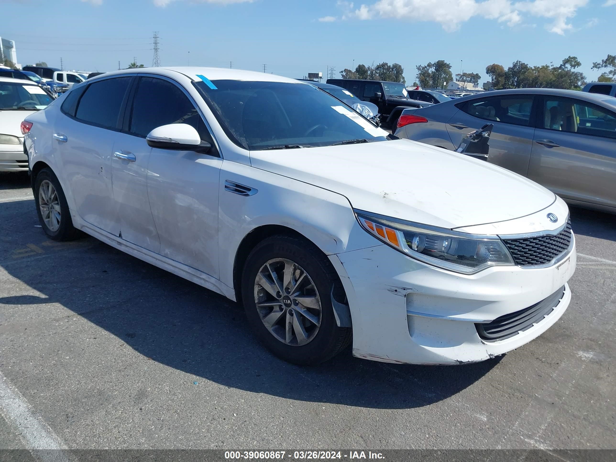 KIA OPTIMA 2018 5xxgt4l32jg209744