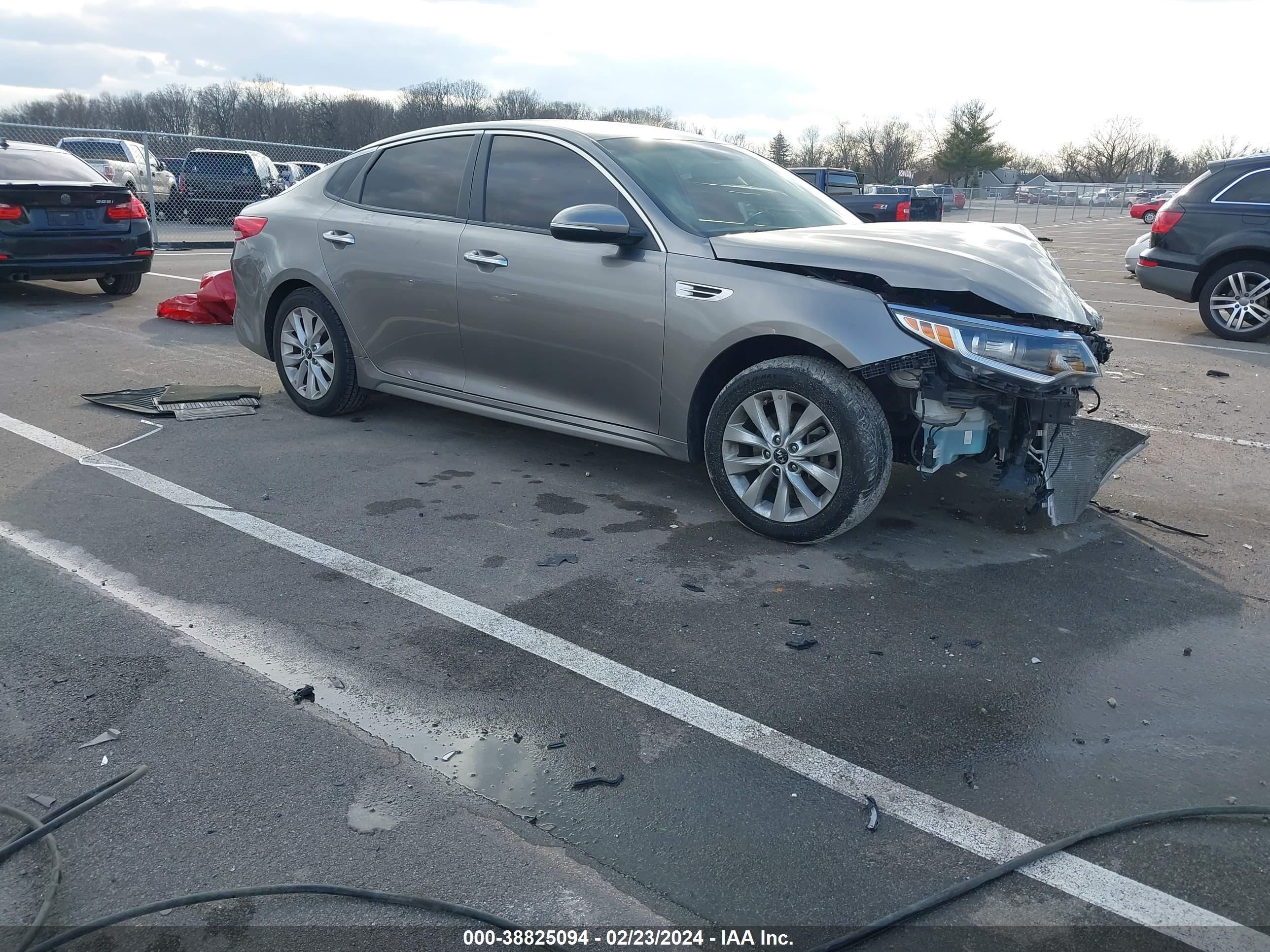 KIA OPTIMA 2016 5xxgt4l33gg036647