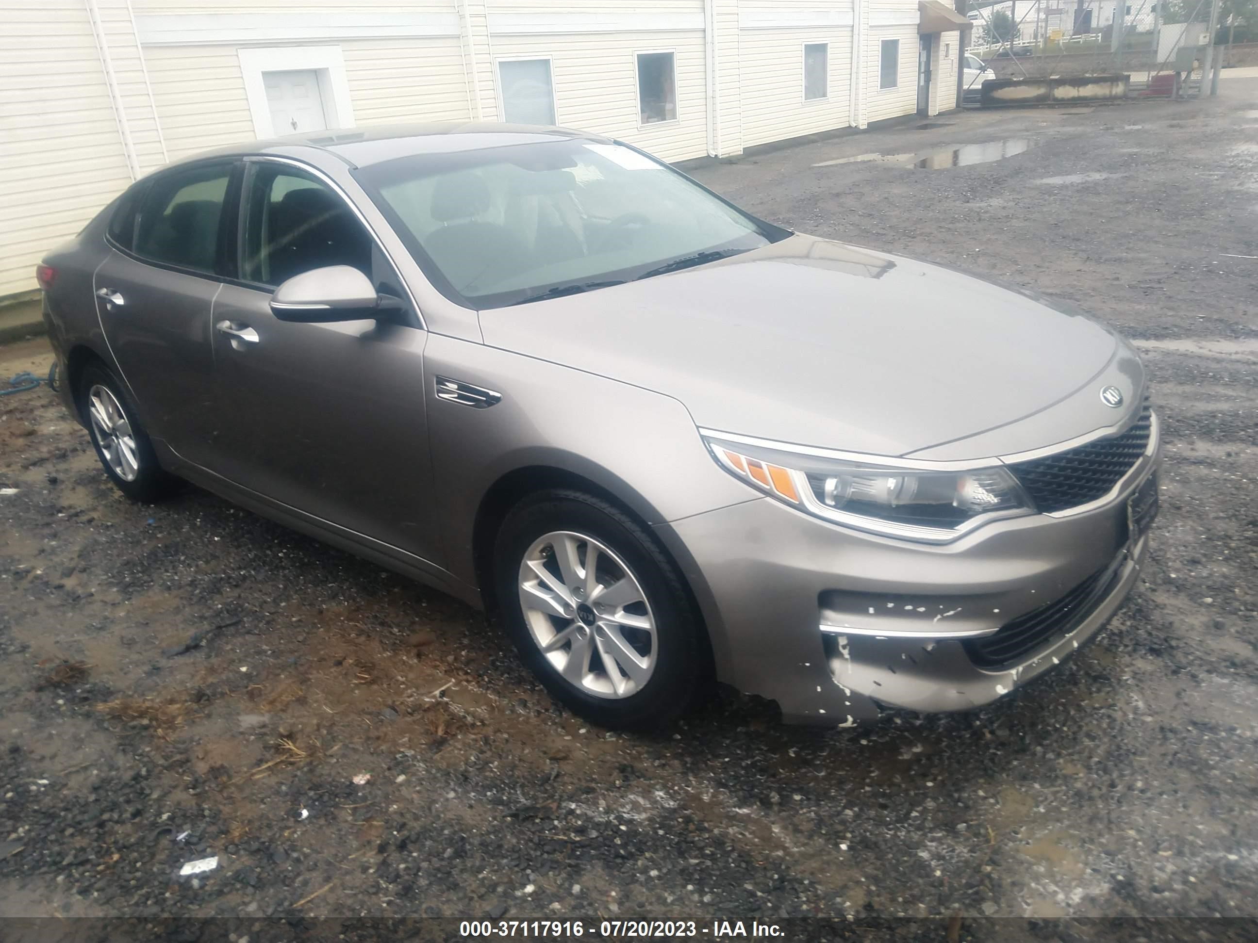 KIA OPTIMA 2018 5xxgt4l33jg197393