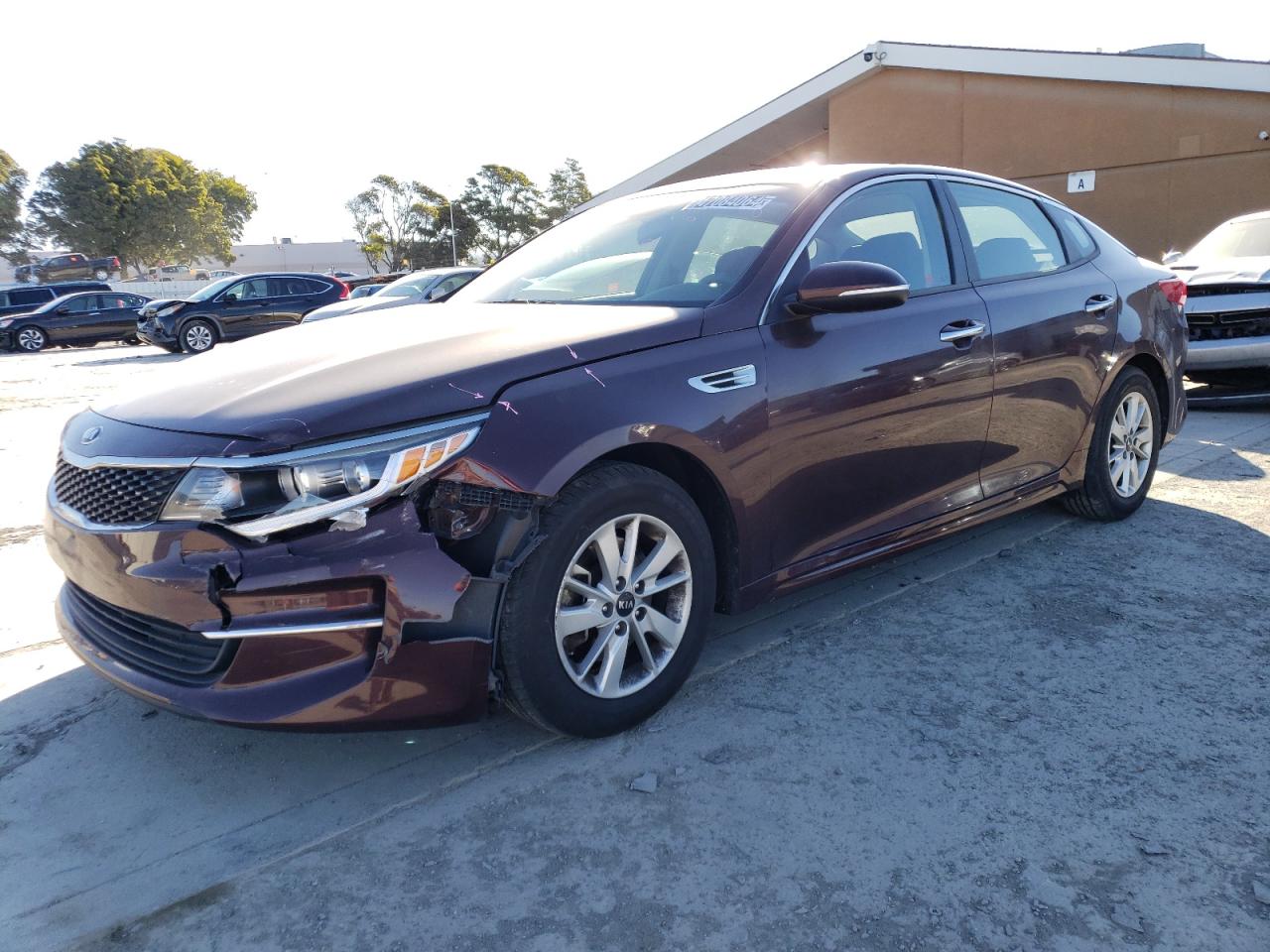 KIA OPTIMA 2018 5xxgt4l33jg232207