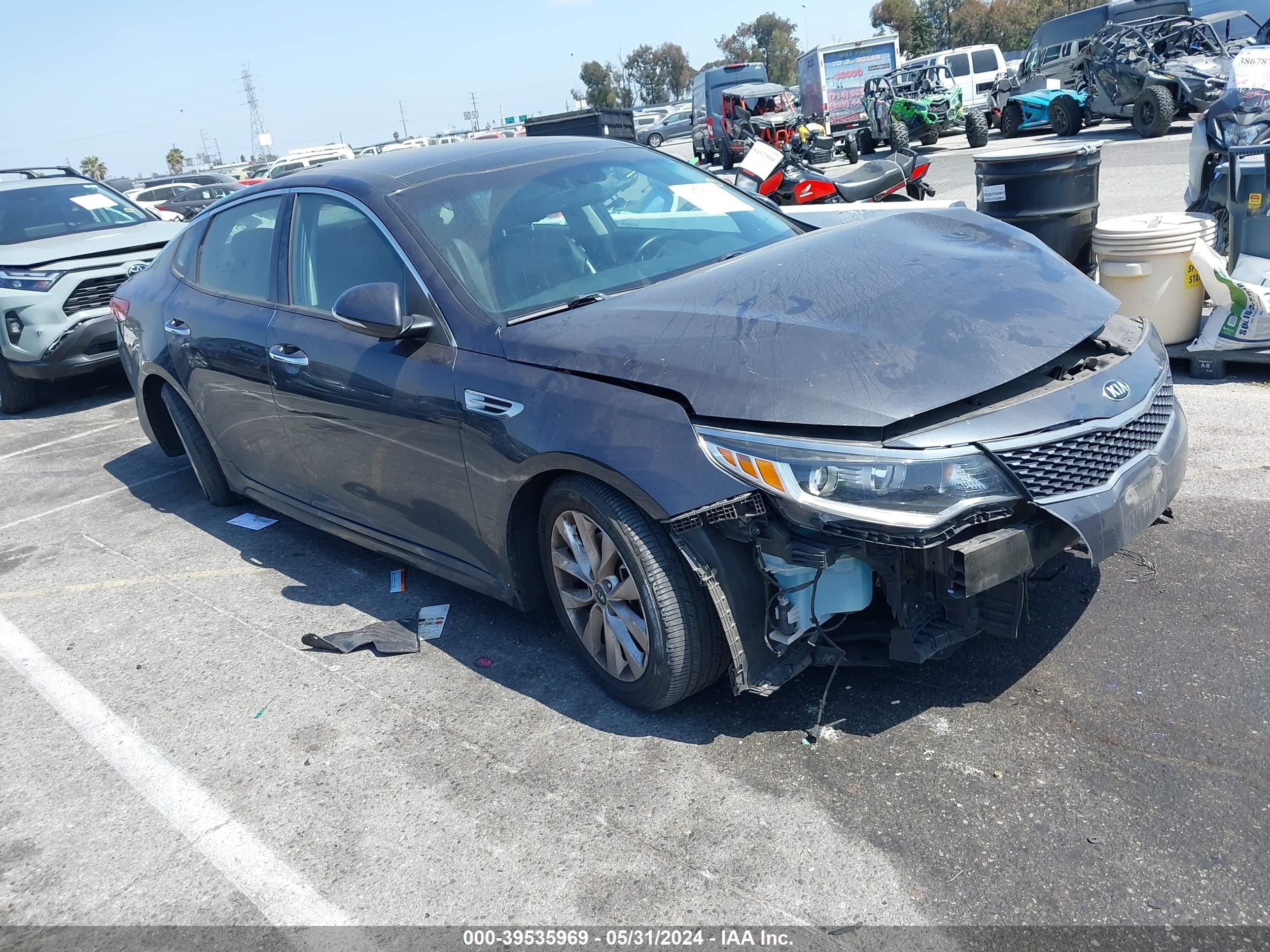 KIA OPTIMA 2018 5xxgt4l33jg245734