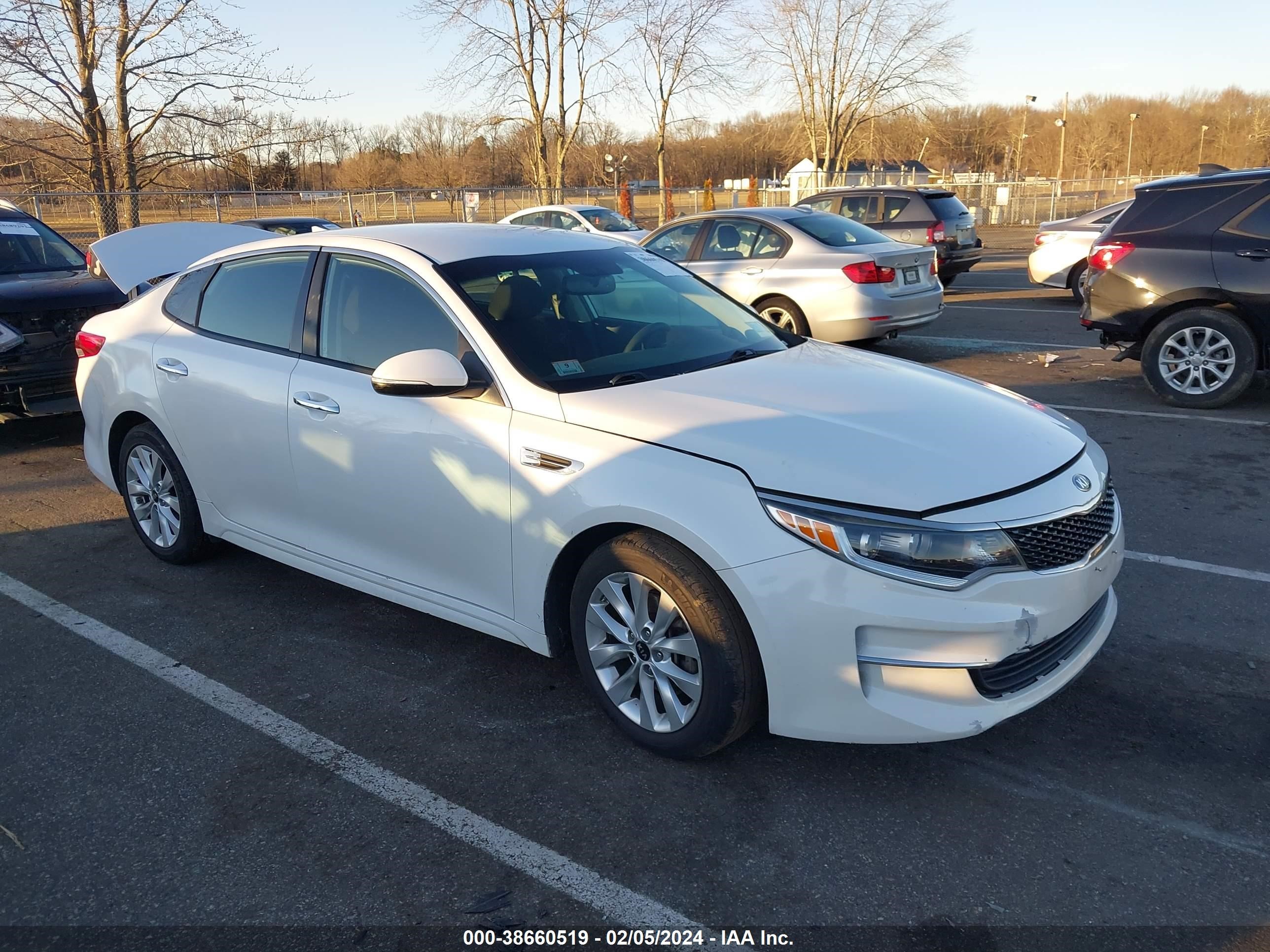 KIA OPTIMA 2018 5xxgt4l33jg252893