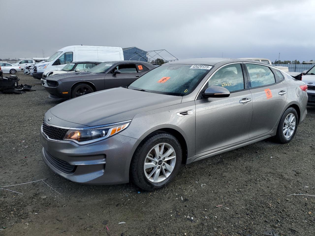 KIA OPTIMA 2018 5xxgt4l34jg183163