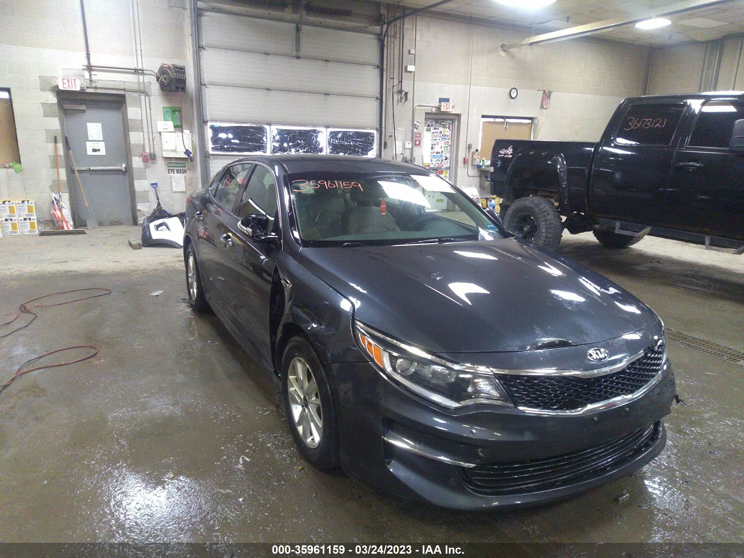 KIA OPTIMA 2017 5xxgt4l37hg153715