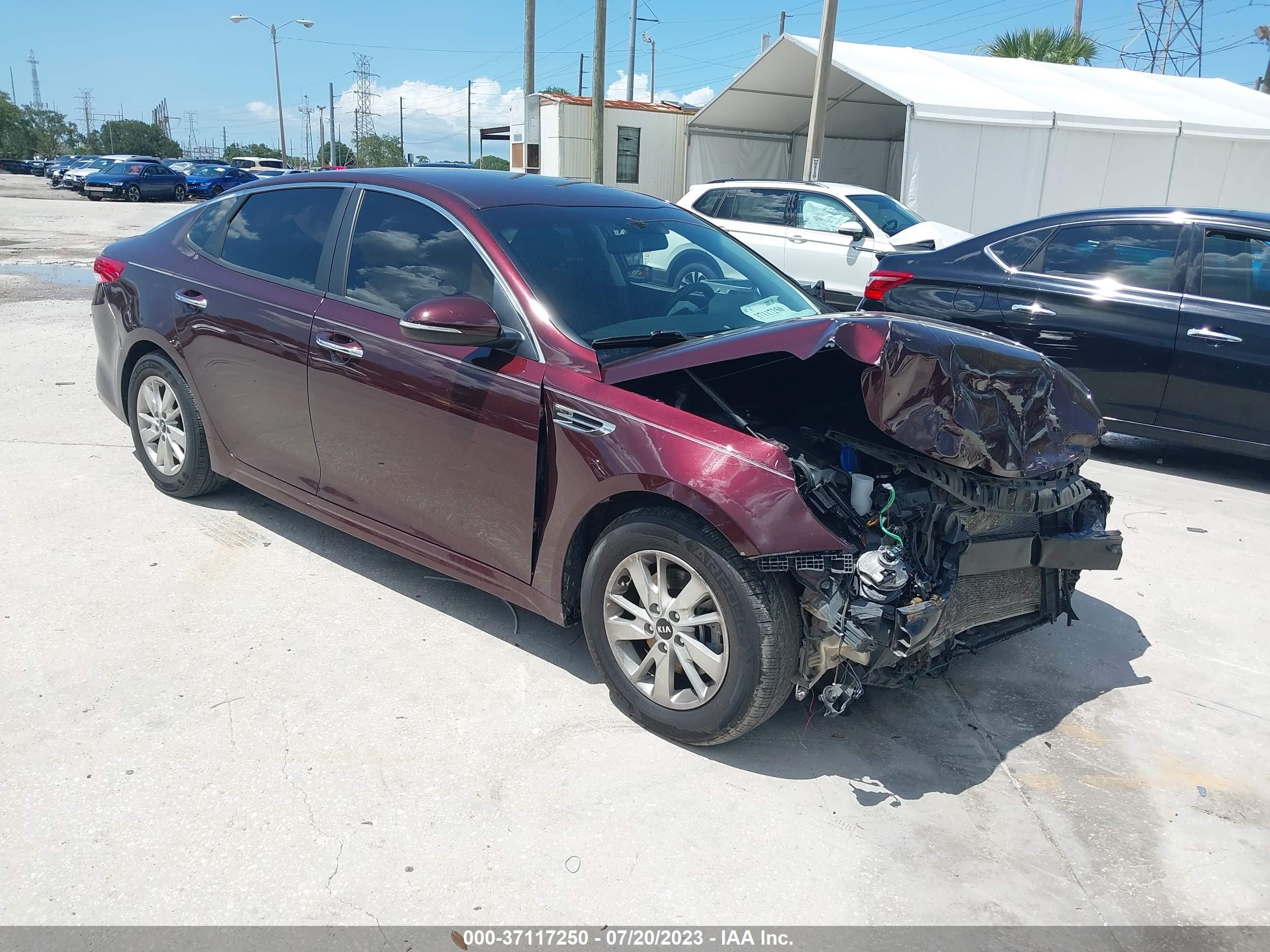 KIA OPTIMA 2018 5xxgt4l37jg186333