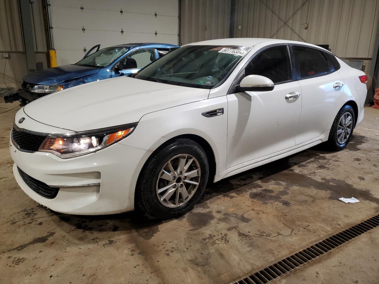 KIA OPTIMA 2017 5xxgt4l38hg154050