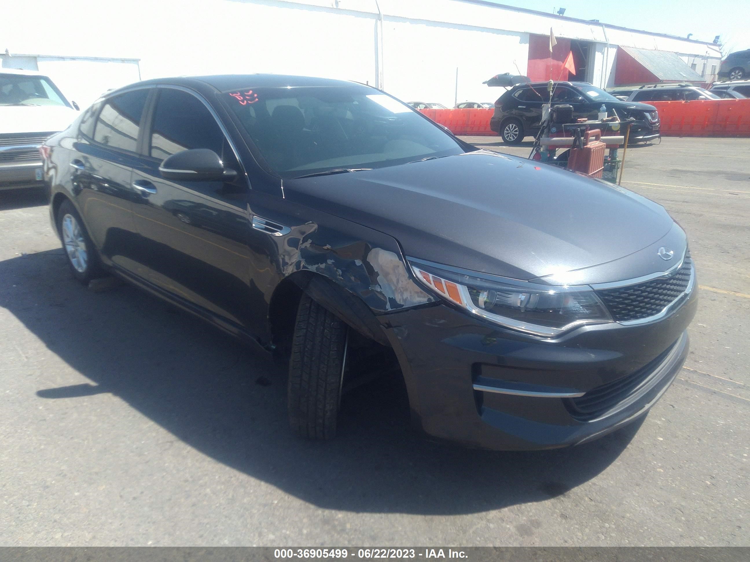 KIA OPTIMA 2017 5xxgt4l38hg157191